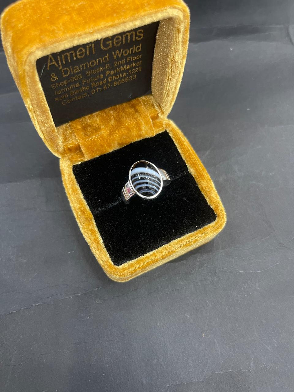 WhatsApp Image 2025-09-28 at 21.03.49_b025fb8a